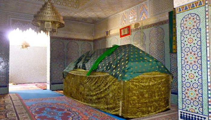 تسليم هبة ملكية لضريح سيدي يحيى缩略图 تسليم هبة ملكية لضريح سيدي يحيى缩略图