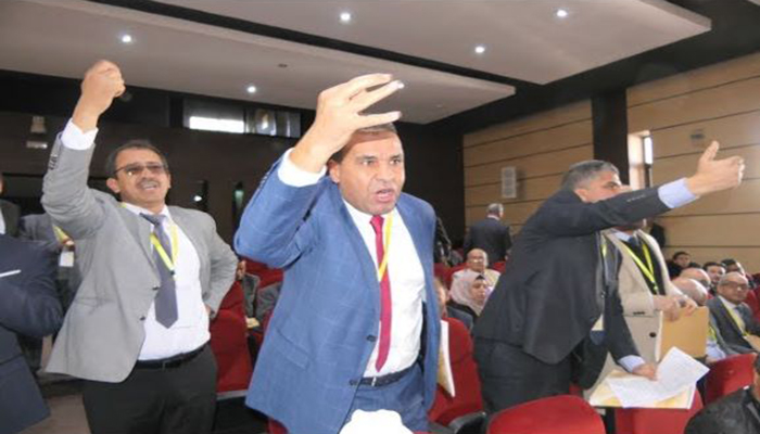 سياسة الحضيض بين السنتيسي والفاضيلي缩略图 سياسة الحضيض بين السنتيسي والفاضيلي缩略图