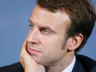 احتجاجات “السترات الصفراء” توصل شعبية ماكرون إلى الحضيض缩略图