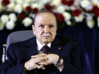 الجزائر: انتخابات الرئاسة في موعدها وبوتفليقة مرشحنا缩略图