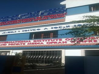 هشام الصغير يتكفل بمصاريف دراسة 10 شباب للصحافة والإعلام缩略图