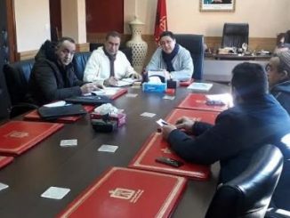 وجدة: أرباب المقاهي يجتمعون برئيس الجماعة حول الرسوم الجديدة缩略图