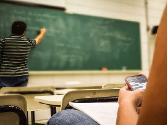 فرض عقومات صارمة على مصوري الفيديوهات داخل الأقسام التعليمية缩略图