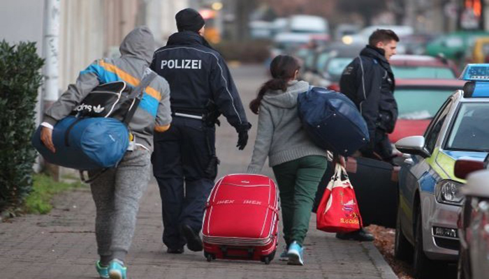 إجراءات ألمانية جديدة… ترحيل 1500 مغاربي بينهم 665 مغربي缩略图 إجراءات ألمانية جديدة… ترحيل 1500 مغاربي بينهم 665 مغربي缩略图