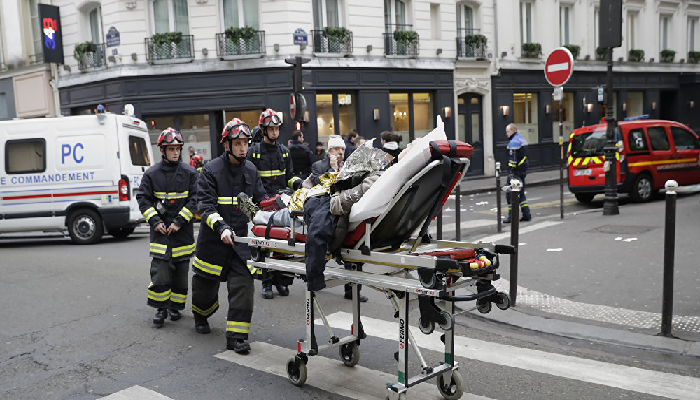 إصابة أكثر من 20 شخص إثر انفجار قوي بمخبزة بباريس缩略图 إصابة أكثر من 20 شخص إثر انفجار قوي بمخبزة بباريس缩略图