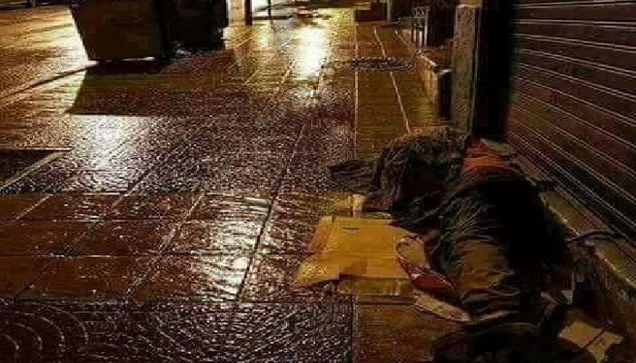 ..عن صرخة متشرد يطلب السجن بدل قسوة البرد缩略图 ..عن صرخة متشرد يطلب السجن بدل قسوة البرد缩略图