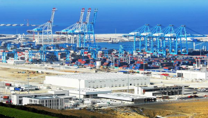 خبراء دوليون يشيدون بإنجازات المغرب في مجال الموانئ واللوجستيك缩略图 خبراء دوليون يشيدون بإنجازات المغرب في مجال الموانئ واللوجستيك缩略图