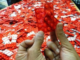 أمن وجدة.. حجز 50 ألف قرص مهلوس في وجدة缩略图