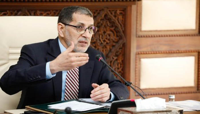 الموظفون يساهمون براتب 3 أيام في صندوق مواجهة “كورونا”缩略图 الموظفون يساهمون براتب 3 أيام في صندوق مواجهة “كورونا”缩略图