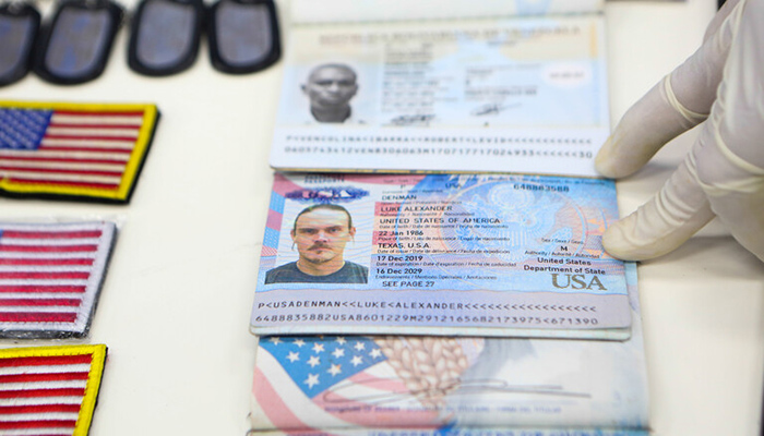 التلفزيون الفنزويلي يبث إفادات الأمريكي المتهم بمحاولة الانقلاب على مادورو缩略图 التلفزيون الفنزويلي يبث إفادات الأمريكي المتهم بمحاولة الانقلاب على مادورو缩略图