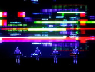 الوباء يدفع إلى تطوير “الحكومات الإلكترونية”缩略图