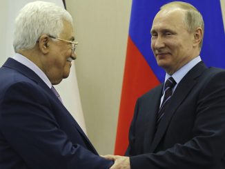 عباس يتوجه بطلب لبوتين لتنظيم مؤتمر دولي في موسكو لبحث القضية الفلسطينية缩略图