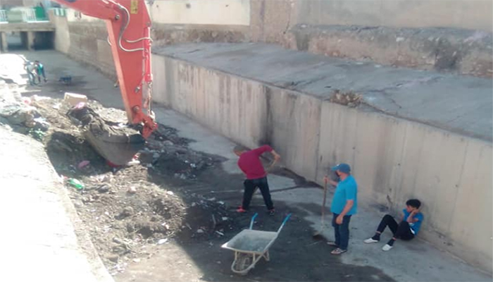 شباب رائد يعيد الاعتبار لواد الجلطي وجدران حي المير علي – صور缩略图 شباب رائد يعيد الاعتبار لواد الجلطي وجدران حي المير علي – صور缩略图
