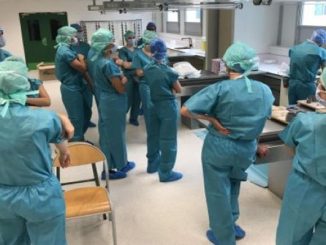 اطباء القطاع العام يهددون بالإحتجاج والسبب “المماطلة الحكومية缩略图