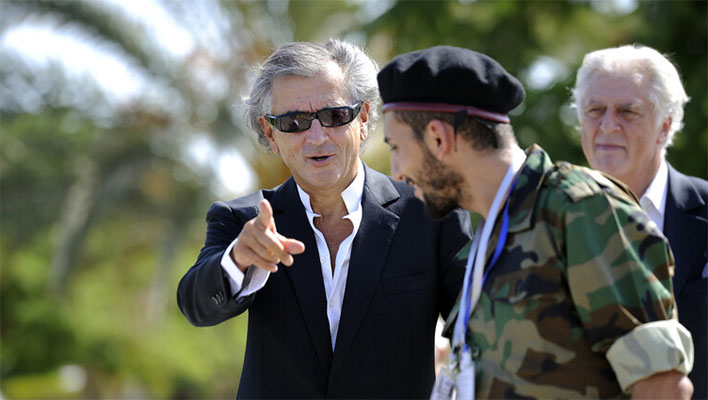 من جديد “برنارد ليفي” يظهر في ليبيا… لكن هذه المرة يطرد缩略图 من جديد “برنارد ليفي” يظهر في ليبيا… لكن هذه المرة يطرد缩略图