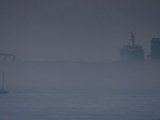 تقرير: تعرض ناقلة مطلوبة لدى الولايات المتحدة لاختطاف قبالة الإمارات缩略图