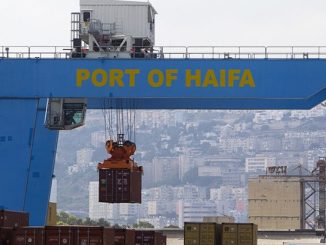 بعد انفجار بيروت.. مخاوف في إسرائيل على مصير حيفا缩略图