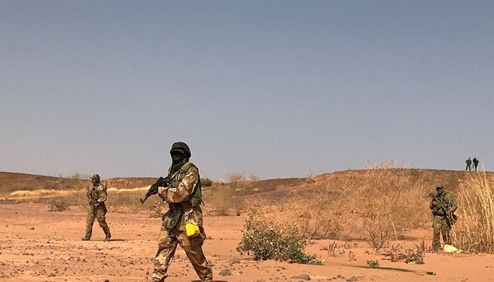 أ ف ب: مقتل 6 سياح فرنسيين رميا بالرصاص في النيجر缩略图 أ ف ب: مقتل 6 سياح فرنسيين رميا بالرصاص في النيجر缩略图