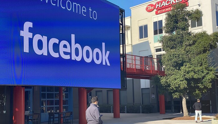 عاجل : فيسبوك يحذف منشورات المستخدمين التي تتناول أنباء تسجيل اللقاح الروسي缩略图 عاجل : فيسبوك يحذف منشورات المستخدمين التي تتناول أنباء تسجيل اللقاح الروسي缩略图