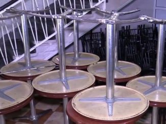 سلطات وجدة تقرر إغلاق مقاهي بسبب عدم احترام الإجراءات الوقائية缩略图