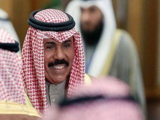 الشيخ نواف الأحمد الجابر الصباح يؤدي اليمين الدستورية أمام مجلس الأمة أميرا للكويت缩略图