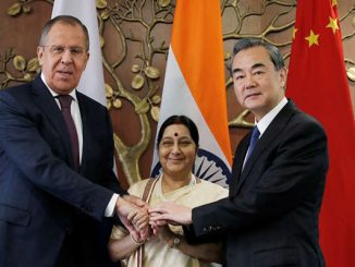 مسؤول صيني كبير: الصين وروسيا والهند تشترك في مصالح وأفكار مشتركة واسعة وعميقة ..缩略图