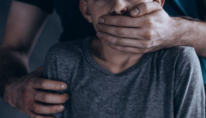 توقيف شخص يشتبه في تورطه في هتك عرض شخص في وضعية إعاقة بسطات缩略图 توقيف شخص يشتبه في تورطه في هتك عرض شخص في وضعية إعاقة بسطات缩略图