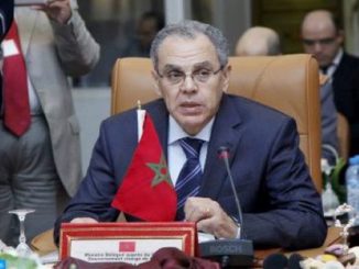 الوزير المنتدب المكلف بإدارة الدفاع الوطني والجنرال دو كور دارمي المفتش العام للقوات المسلحة الملكية يستقبلان كاتب الدولة الأمريكي في الدفاع缩略图