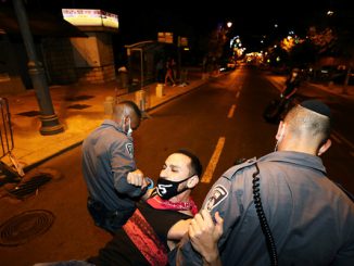 الشرطة الإسرائيلية تعتقل العشرات في تظاهرات مناهضة لنتنياهو缩略图