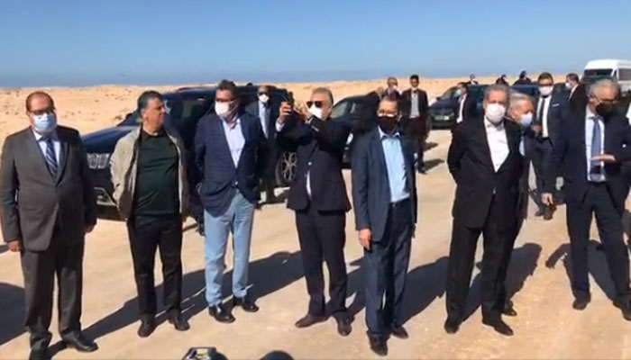 زعماء عدد من أحزاب الأغلبية والمعارضة في زيارة لمعبر “الكركرات缩略图 زعماء عدد من أحزاب الأغلبية والمعارضة في زيارة لمعبر “الكركرات缩略图
