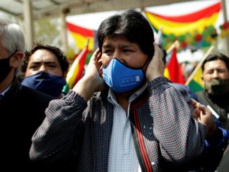بوليفيا.. استقبال حاشد للزعيم البوليفي إيفو موراليس على حدود الأرجنتين缩略图