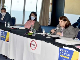 نشطاء يبرزون دور الإعلام في محاربة العنف والتمييز ضد النساء缩略图