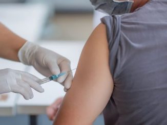 خبيرة تكشف الأعراض الجانبية للقاحات “كورونا” في المغرب缩略图