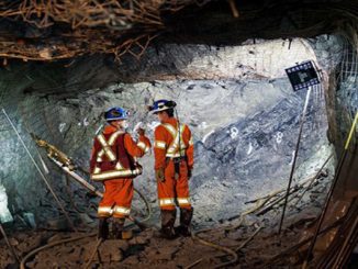 إعادة منح 2436 رخصة بحث واستغلال المناجم المسحوبة أو المتخلى عنها缩略图