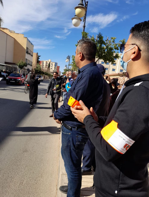 وقفة رمزية لرؤساء جمعيات مدنية من أمام قنصلية الجزائر بوجدة插图