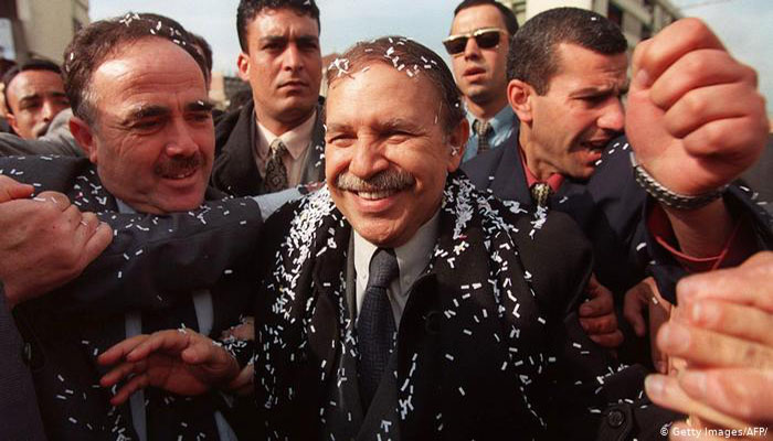 عــنــدمــا حــاول بــوتــفــلــيـقــة إغـْـراءَ ” كــيــســنـْـجــرْ” ب ” كـْـويــتْ أفريــقــيــا” .. و ” تـَـبــونْ ” يُــشـبـهُ الـصــحــراء الــمــغــربــيــة ب ” فـلــسـطــيــن أفــريــقــيــا”缩略图 عــنــدمــا حــاول بــوتــفــلــيـقــة إغـْـراءَ ” كــيــســنـْـجــرْ” ب ” كـْـويــتْ أفريــقــيــا” .. و ” تـَـبــونْ ” يُــشـبـهُ الـصــحــراء الــمــغــربــيــة ب ” فـلــسـطــيــن أفــريــقــيــا”缩略图