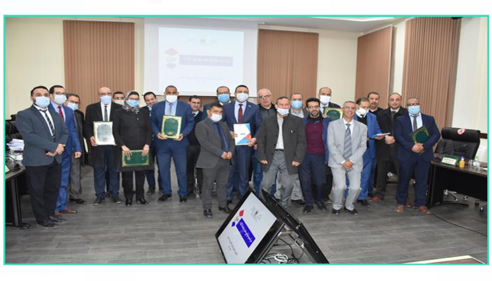 أكاديمية جهة الشرق ترسخ للحكامة الجيدة وربط المسؤولية بالمحاسبة: توقيع عقد نجاعة الأداء برسم سنة 2021缩略图 أكاديمية جهة الشرق ترسخ للحكامة الجيدة وربط المسؤولية بالمحاسبة: توقيع عقد نجاعة الأداء برسم سنة 2021缩略图