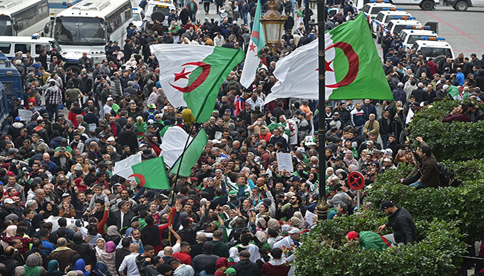 بداية العد العكسي لانتفاضة الشعب في ذكرى حراك الجزائر … !!缩略图 بداية العد العكسي لانتفاضة الشعب في ذكرى حراك الجزائر … !!缩略图