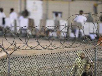 البنتاغون يؤيد خطة بايدن لإغلاق معتقل غوانتانامو缩略图