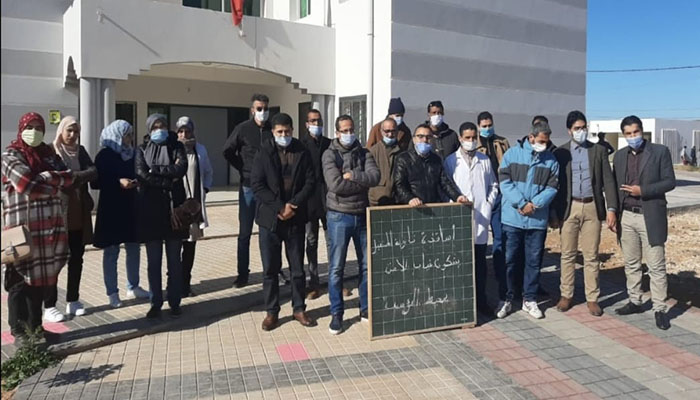 جرسيف: توفير الأمن مطلب المحتجين بثانوية المستقبل التأهيلية缩略图 جرسيف: توفير الأمن مطلب المحتجين بثانوية المستقبل التأهيلية缩略图