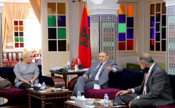 مستثمرون باسكيون يحلون بالداخلة لبحث سبل الإستثمار بالصحراء المغربية缩略图 مستثمرون باسكيون يحلون بالداخلة لبحث سبل الإستثمار بالصحراء المغربية缩略图