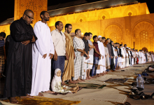 مواطنون يطالبون الحكومة بالسماح بإقامة صلاة التراويح شهر رمضان المقبل缩略图