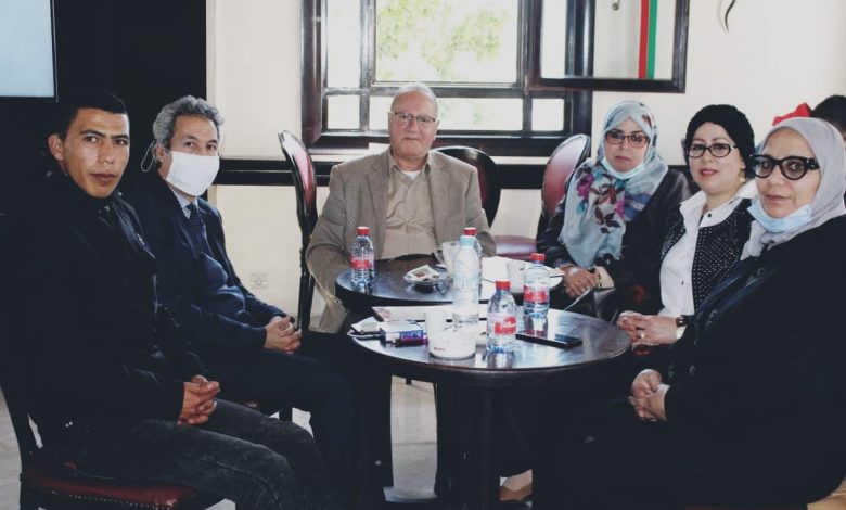 الرباط : الفنانة التشكيلية زينب جميلة بحباح تحضى بتكريم فاخر缩略图 الرباط : الفنانة التشكيلية زينب جميلة بحباح تحضى بتكريم فاخر缩略图