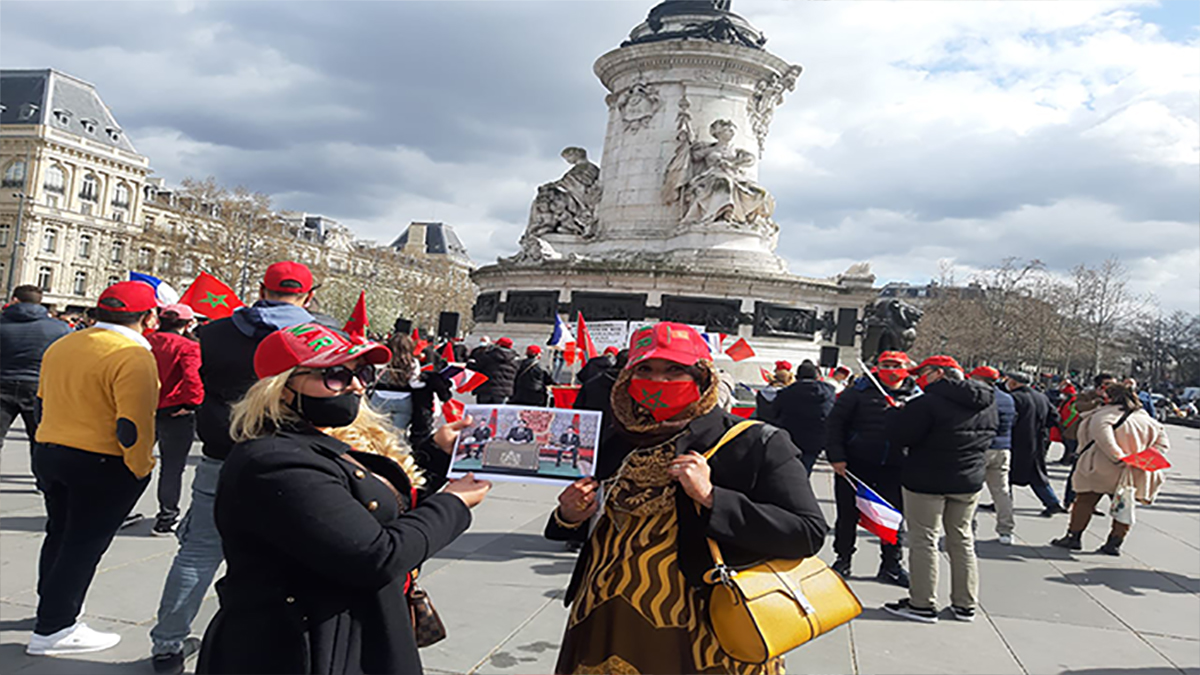 ائتلاف الجمعيات المغربية باروبا يقف بباريس تضامنا مع المحتجزين المغاربة بتندوف缩略图