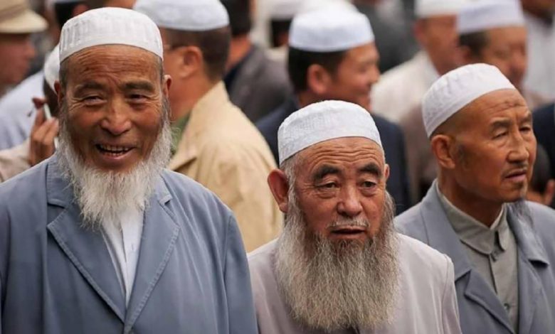 المسلمون في شينجيانغ يمارسون طقوس رمضان بحرية كاملة ..缩略图 المسلمون في شينجيانغ يمارسون طقوس رمضان بحرية كاملة ..缩略图