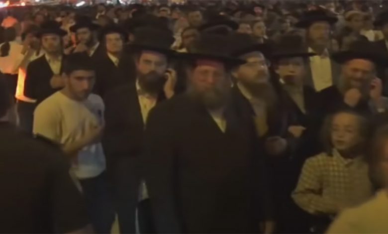 عشرات القتلى والجرحى إثر تدافع خلال حفل ديني في إسرائيل缩略图 عشرات القتلى والجرحى إثر تدافع خلال حفل ديني في إسرائيل缩略图