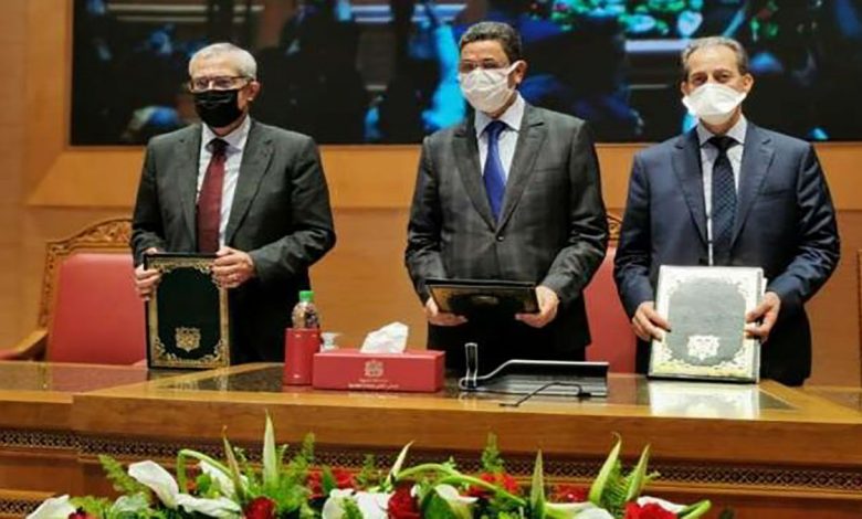 عبد النباوي وبنعبد القادر والداكي يوقعون على قرار تعديل اختصاصات هيأة التنسيق في مجال الإدارة القضائية缩略图 عبد النباوي وبنعبد القادر والداكي يوقعون على قرار تعديل اختصاصات هيأة التنسيق في مجال الإدارة القضائية缩略图