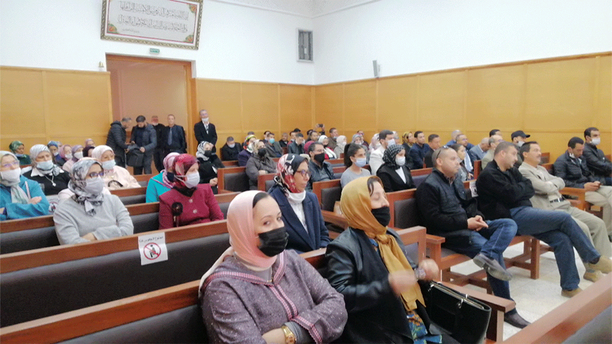سيدة على رأس المكتب الاقليمي للفيدرالية الديمقراطية للعدل بوجدة插图