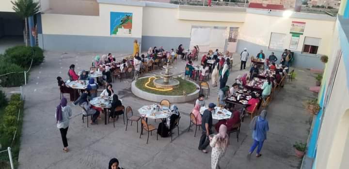 داخلية اعدادية سيدي مخوخ الجديدة تنظم أمسية ثقافية وتربوية ذات بعد اجتماعي插图