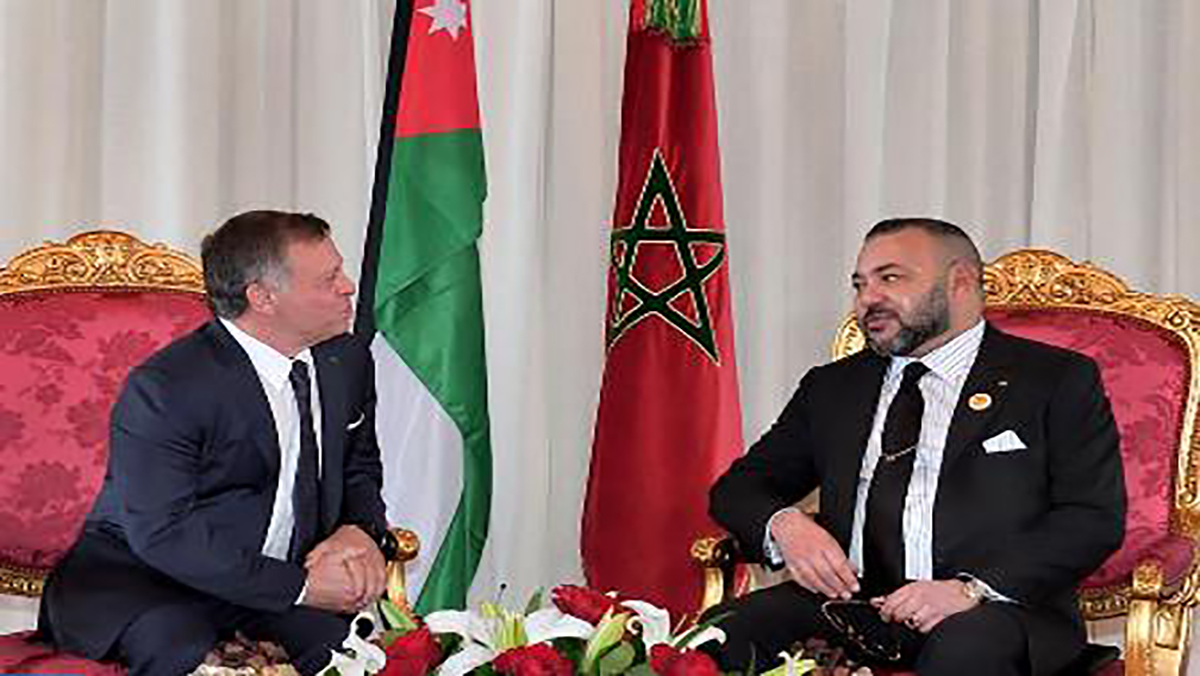 الملك يعزي عاهل المملكة الأردنية إثر وفاة عمه الأمير محمد بن طلال缩略图